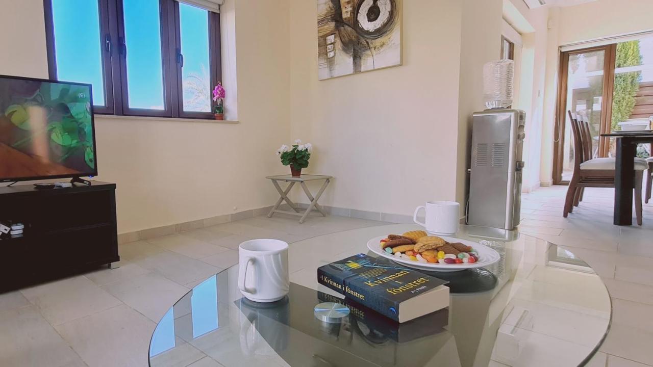 Stay Ocean View Villa 帕拉利米尼 外观 照片